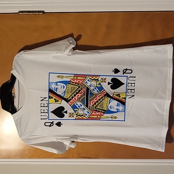 Womens White / Red 2-Piece "Queen" Short Set - Picture 3 of 7